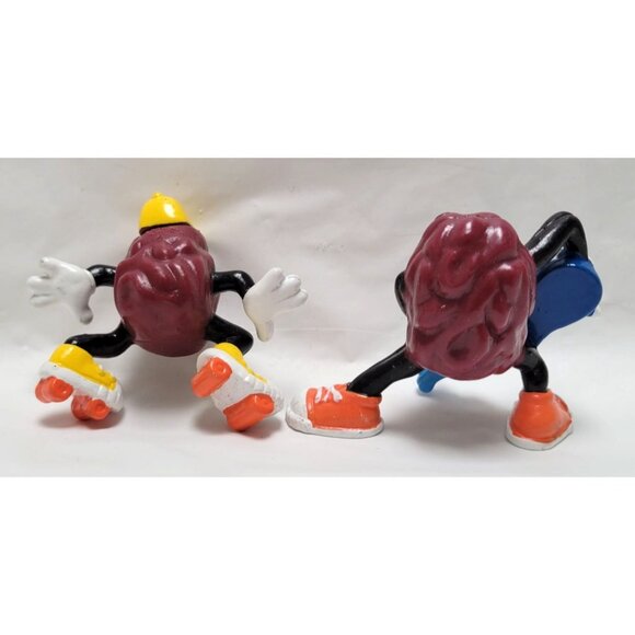 Lot of 2 Vintage 1988 California Raisins PVC Figurines Roller Skates Guitar - Picture 3 of 6